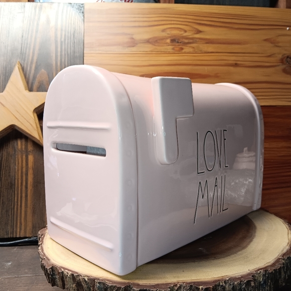Rae Dunn LOVE MAIL pastel pink ceramic mail box - Picture 2 of 2